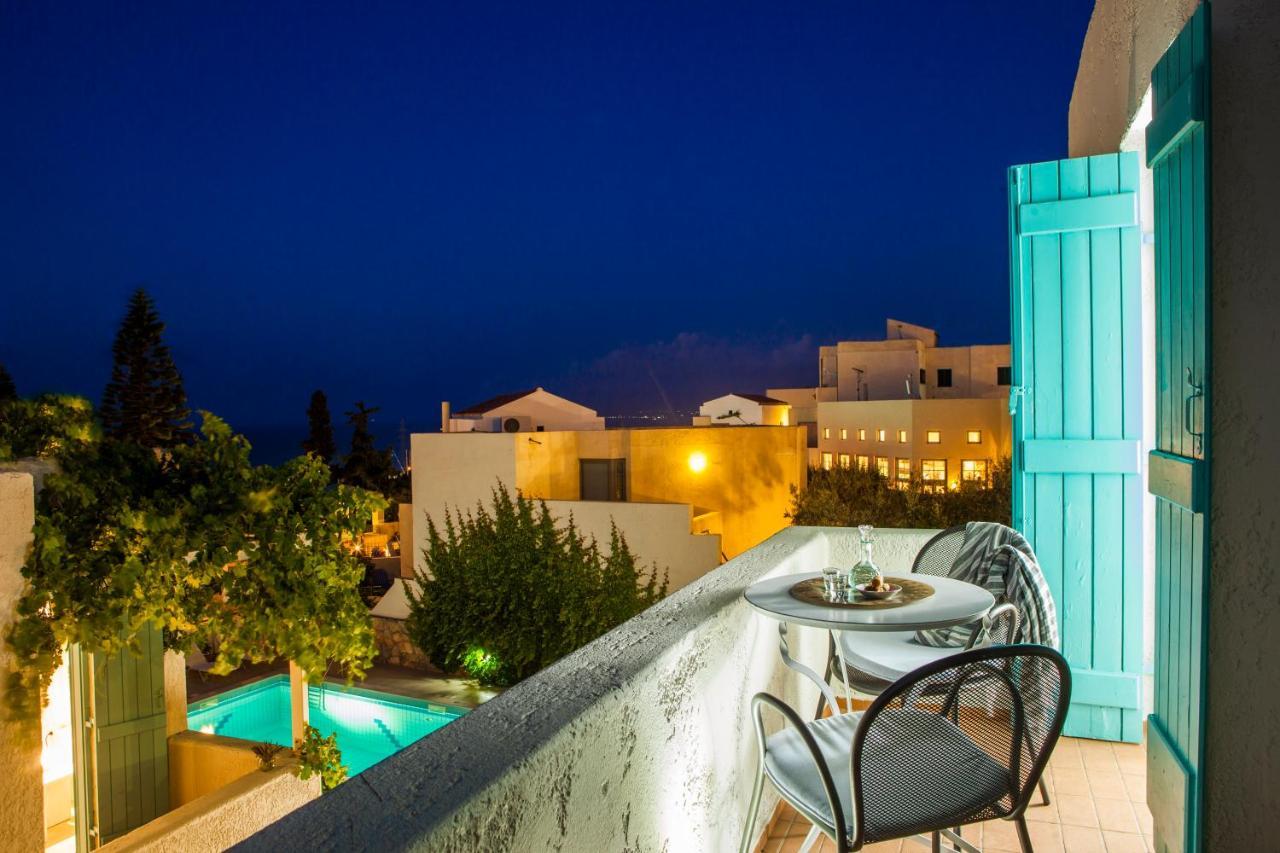 Iokasti Hotel 3*