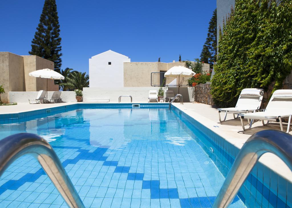Hotel Iokasti 3*